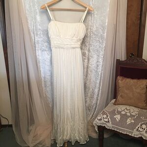 BCBG formal Maxi Dress Champagne color Size 6P